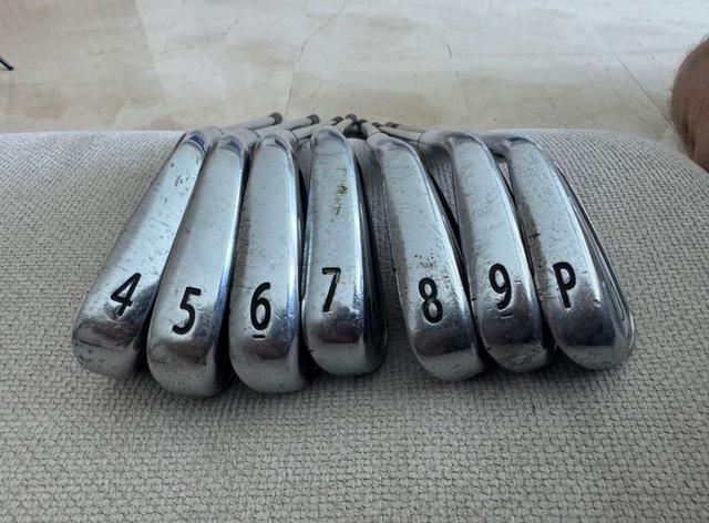 Iron Titleist 718 AP2 90-100g Below Average 7.0 PW-4 (7 clubs) Stiff Right Men