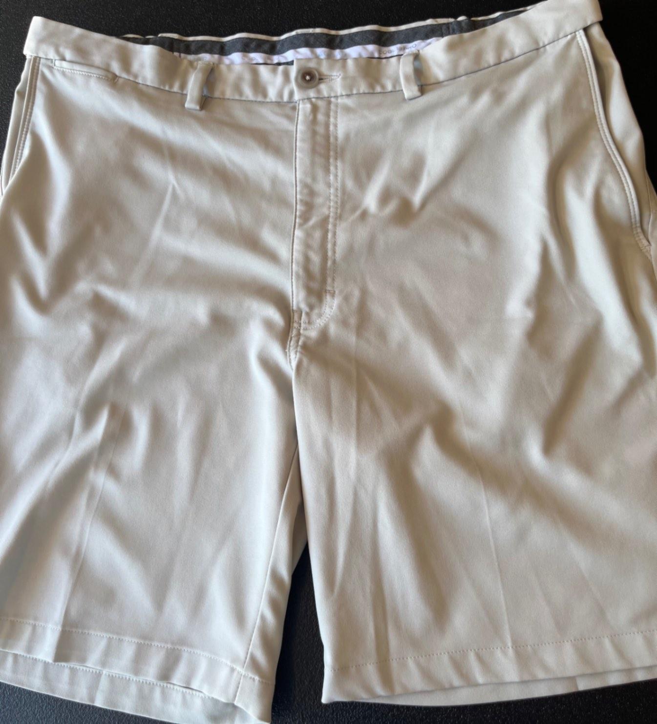 Men´s Appare Men´s Golf Shorts 40 (M) Khaki Good Condition 8.0