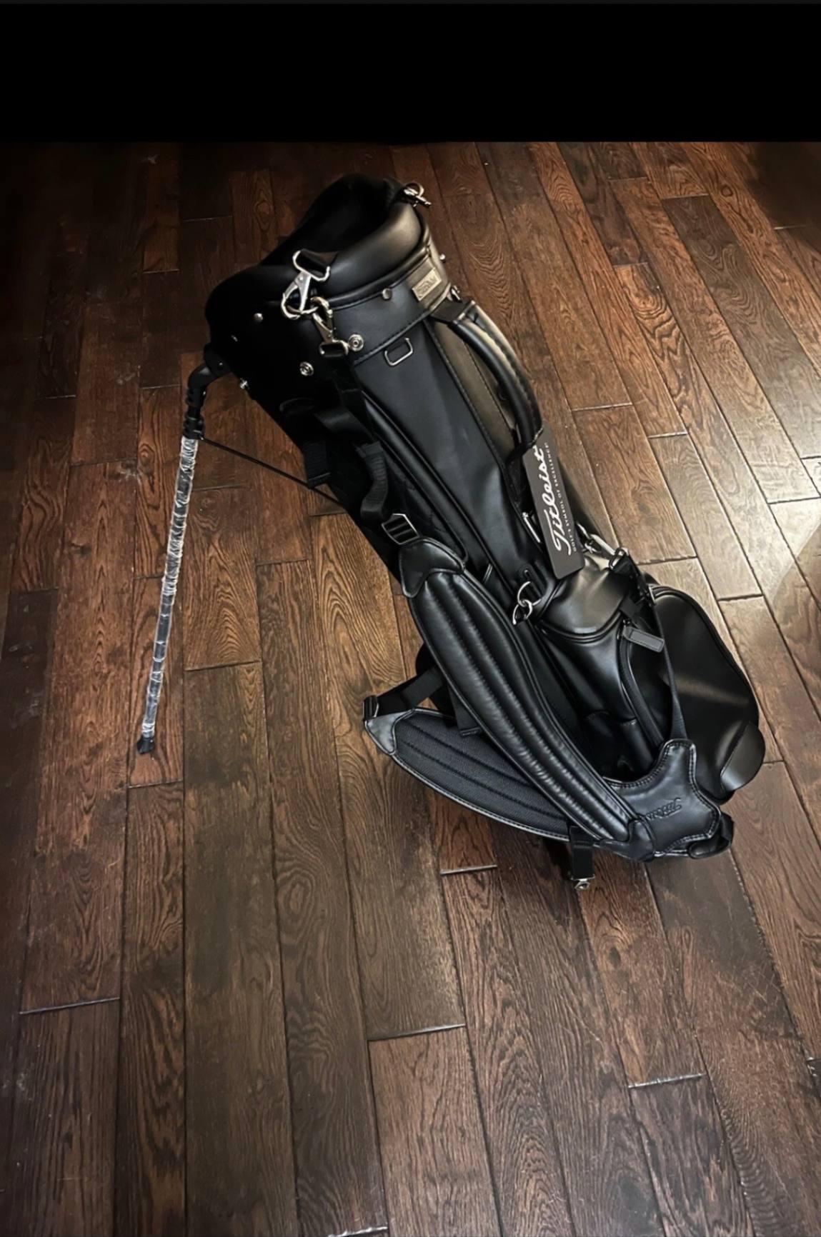 Bag Titleist Carry Bag Black New with Tags