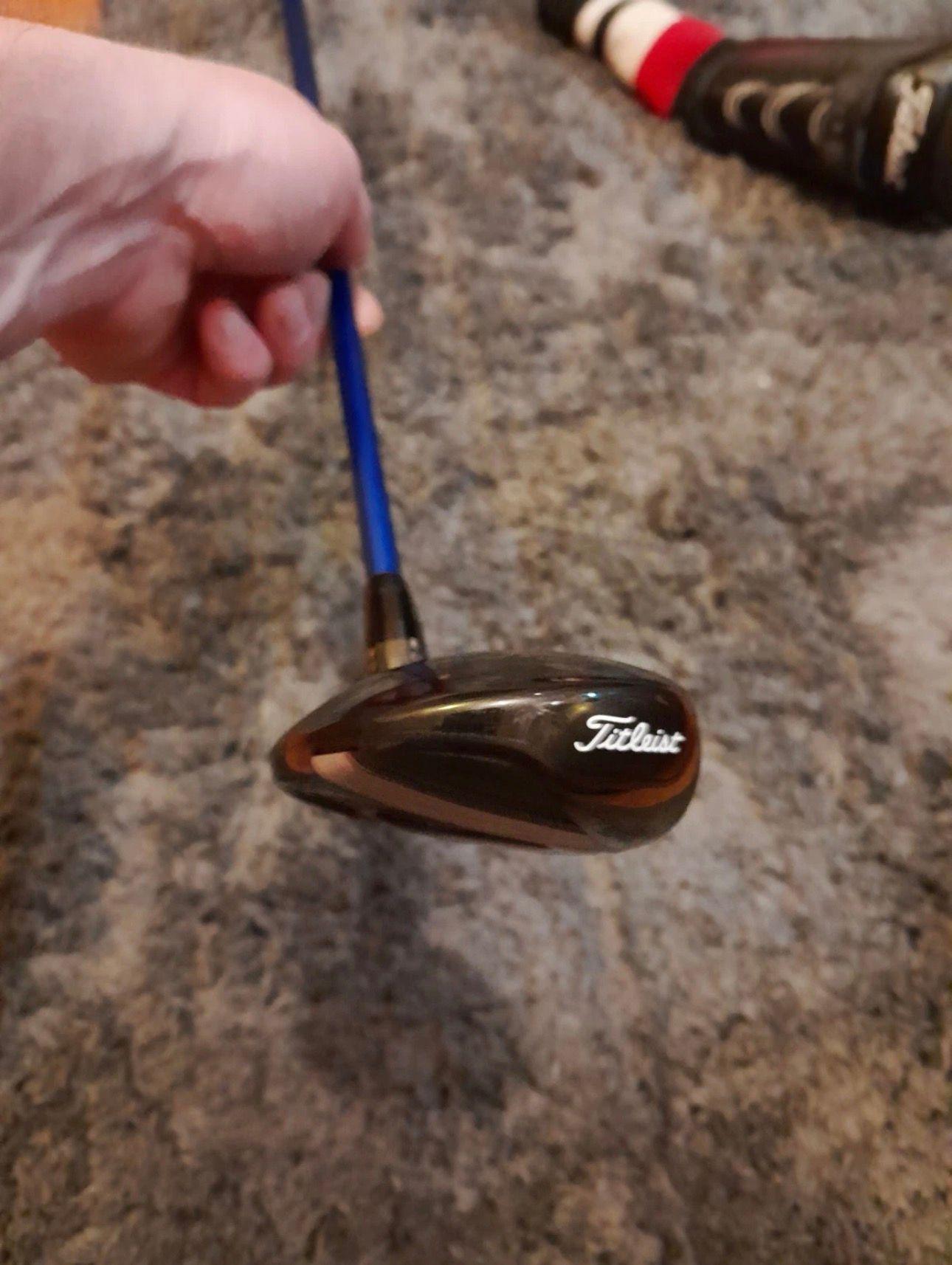 Hybrid Titleist 913H 70-80g 3 Hybrid Above Average 9.0 Graphite Regular Right
