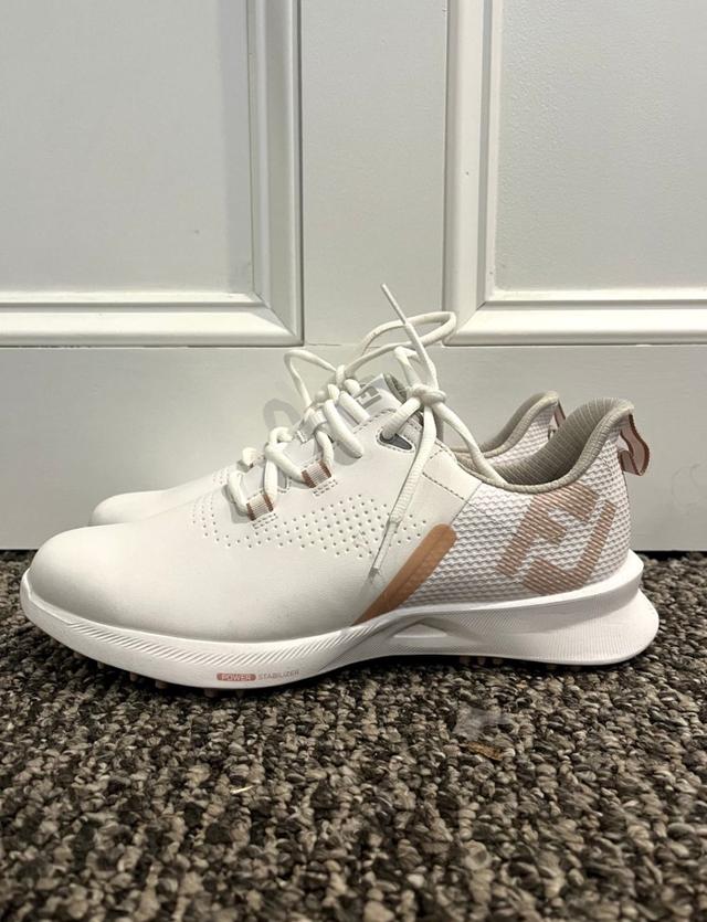 Women´s Shoe FootJoy 9 White Medium Excellent Condition 9.0 Spikeless