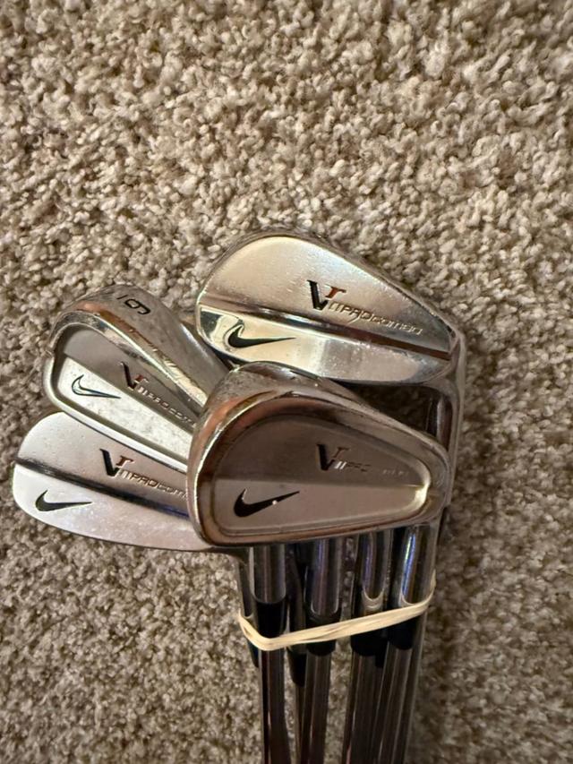 Iron Nike Average 8.0 Steel PW-3 (8 clubs) Stiff Right Men VR Forged Pro Combo