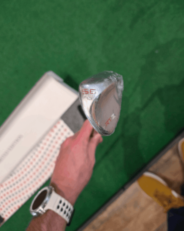 Wedge Cleveland RTZ Brand New 10.0 56° Right Steel