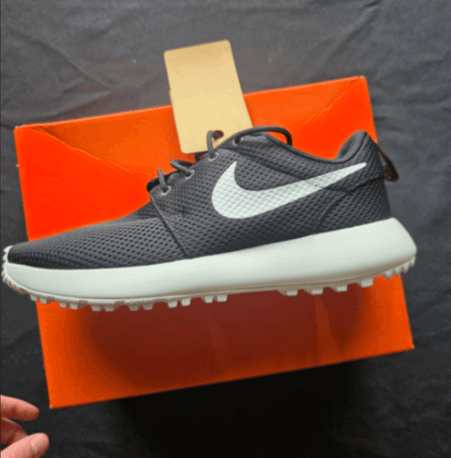 Men´s Shoe Nike 3 White New with Tags Spikeless