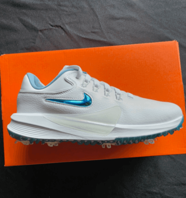 Men´s Shoe Nike 7,5 New with Tags White Spiked