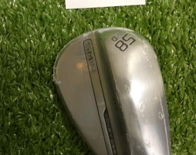 Wedge Titleist Vokey SM10 Tour Chrome D Grind Steel Brand New 10.0 58° Right Men