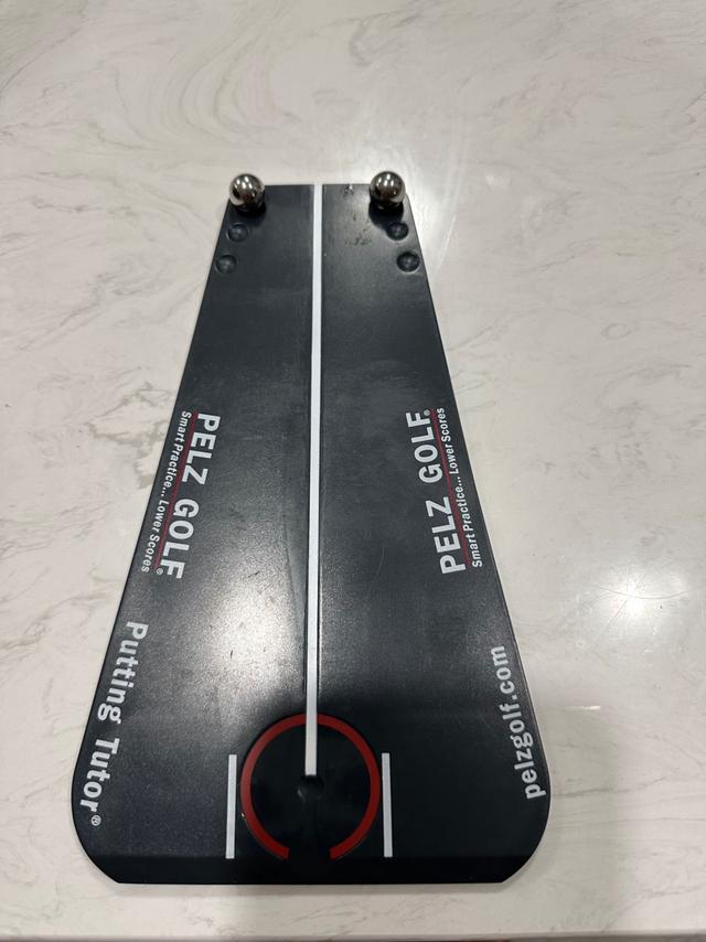 Training Aid Putting Mirrors Right Used