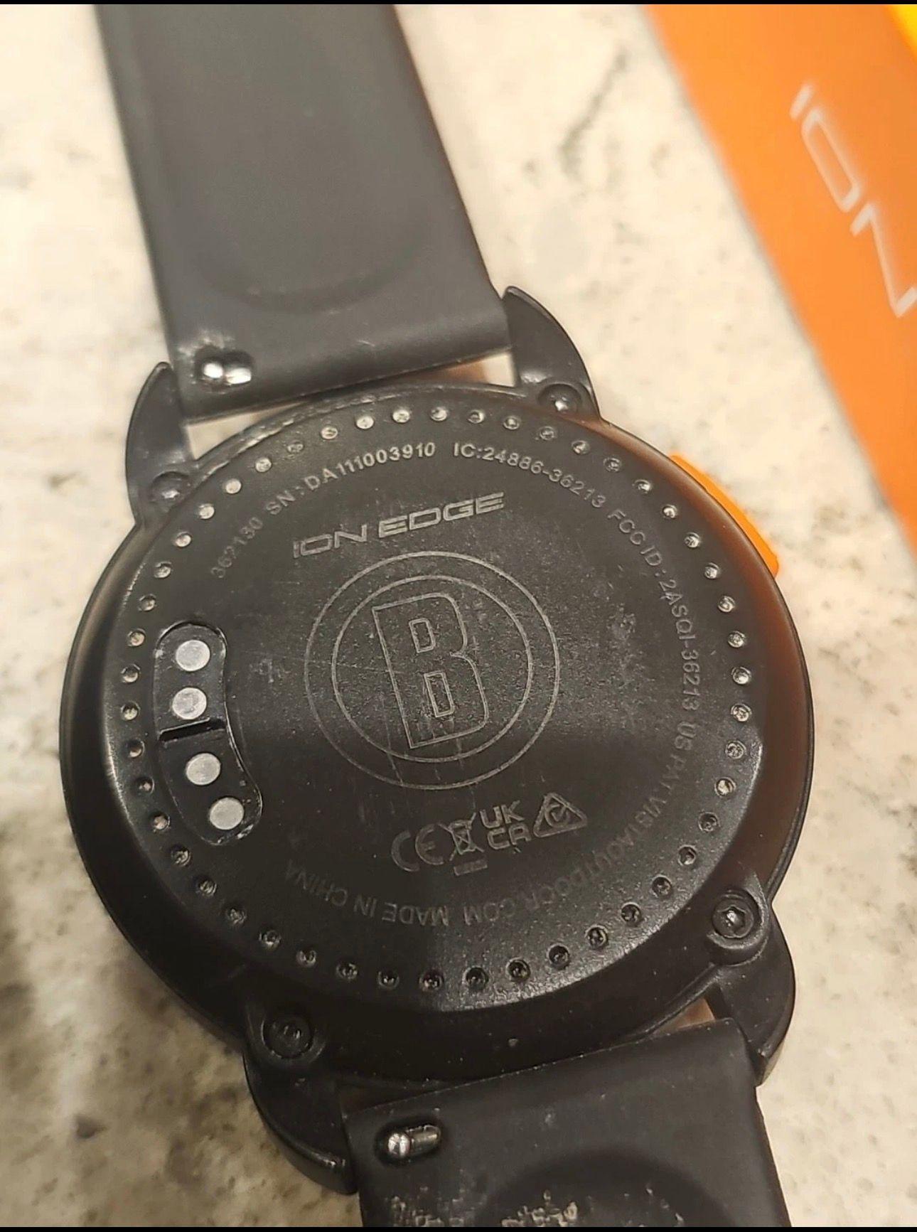GPS / Watche Bushnell Excellent Condition 9.0