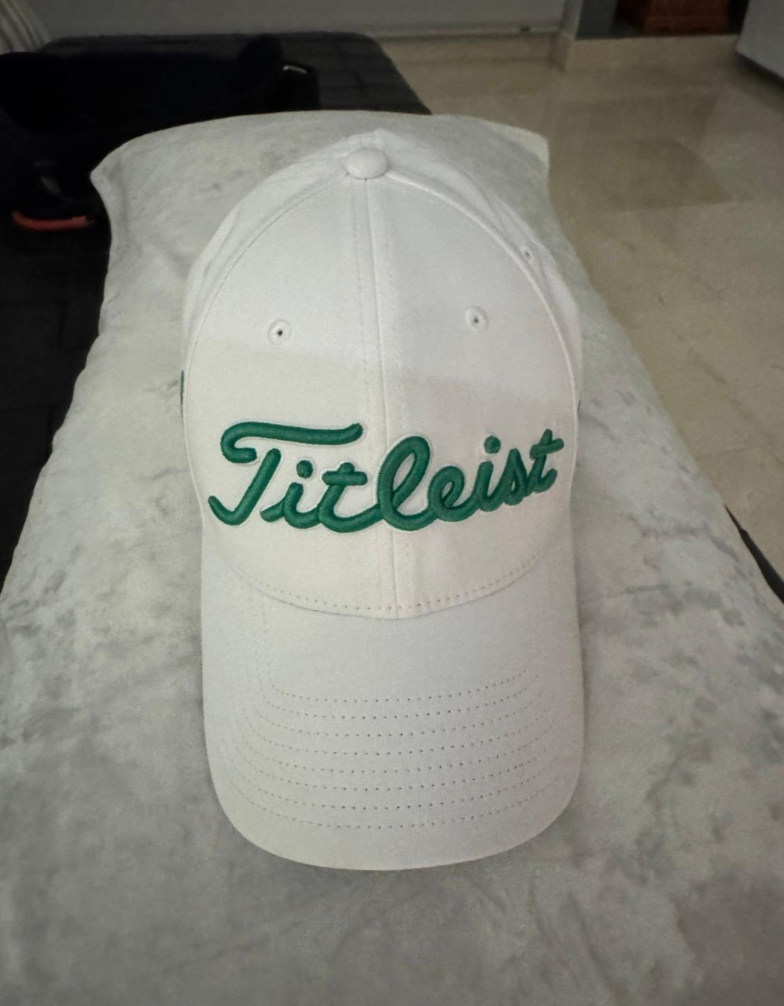 Hat Titleist White Used M/L