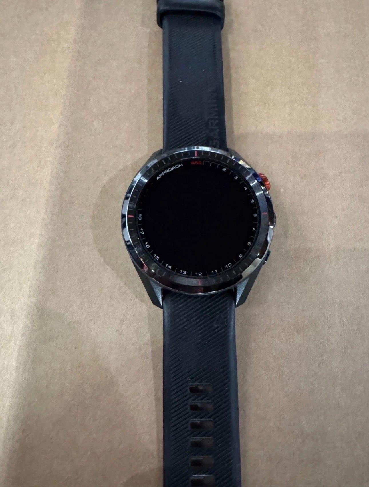 GPS / Watche Garmin Approach S62 Good Condition 8.0