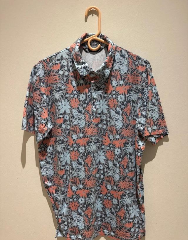 Men´s Appare Travis Mathew Men´s Golf Shirts M Multi Excellent Condition 9.0