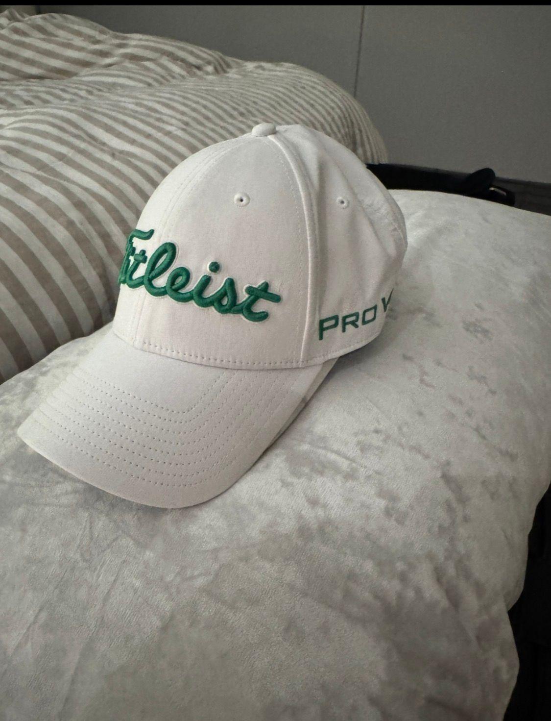 Hat Titleist White Used M/L