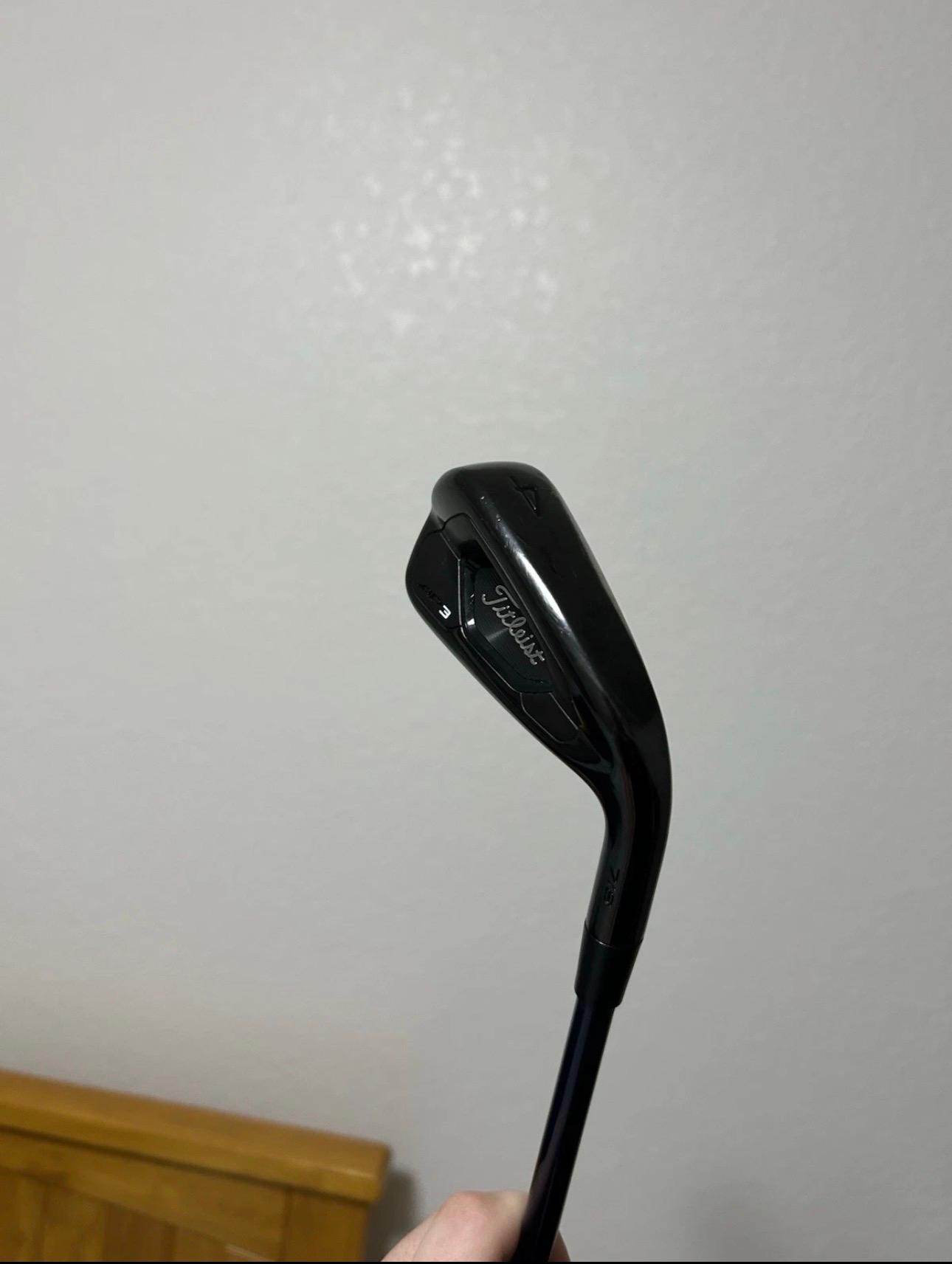 Utility Iron Titleist 70-80g Above Average 9.0 Graphite Stiff Right Men