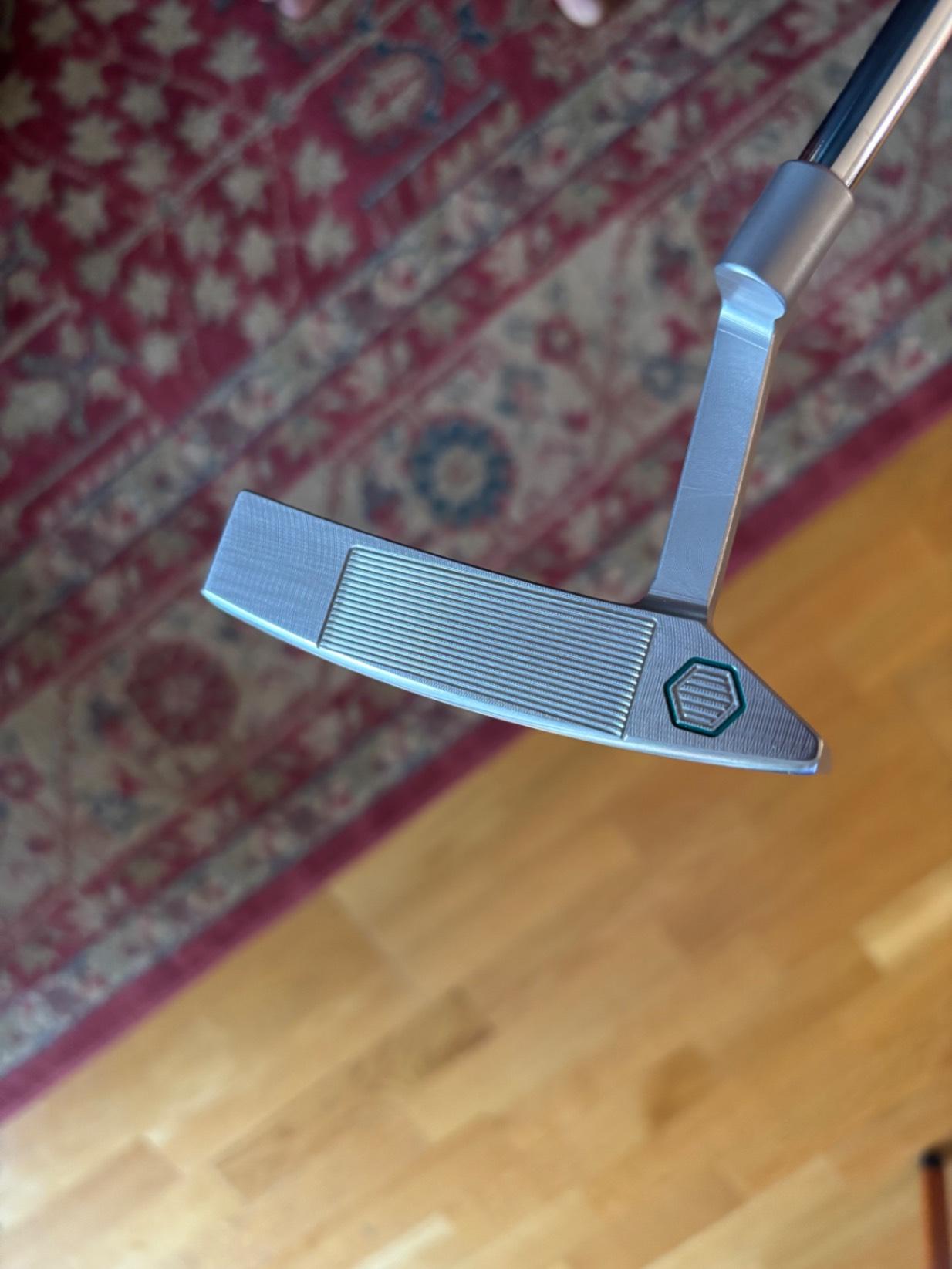 Putter Bettinardi 2023 Studio Stock 9 Plumbers Neck 35 Mint 9.5 Blade Steel Right