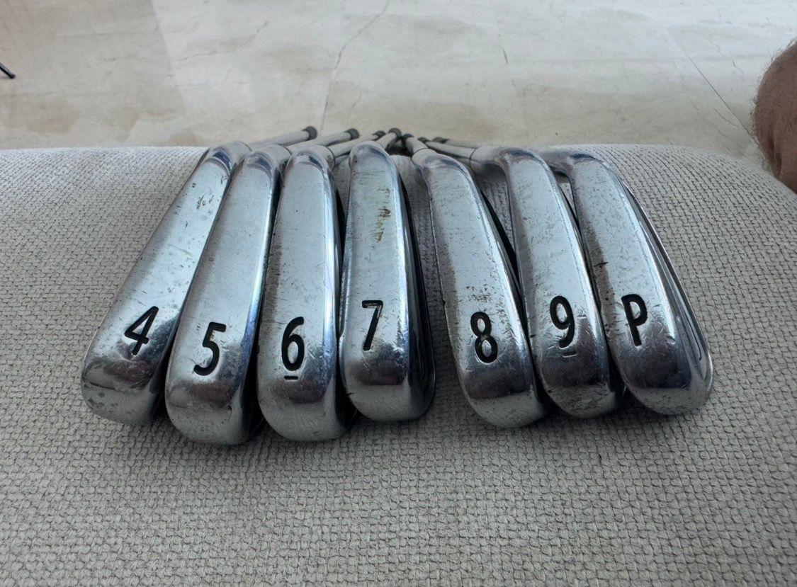 Iron Titleist 718 AP2 90-100g Below Average 7.0 PW-4 (7 clubs) Stiff Right Men