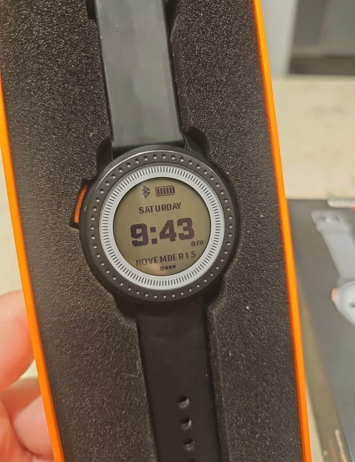 GPS / Watche Bushnell Excellent Condition 9.0