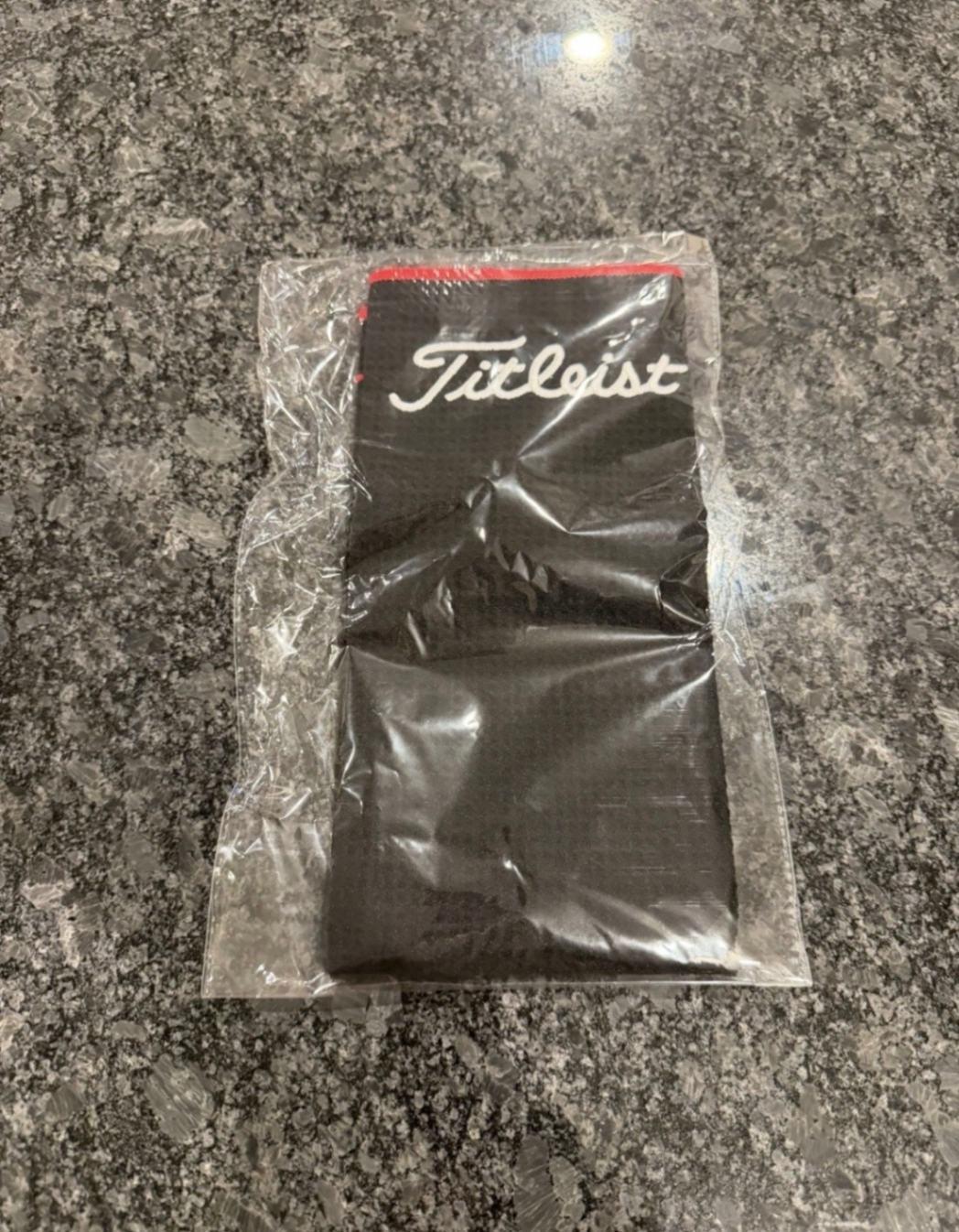 Golf Towel Titleist Black New