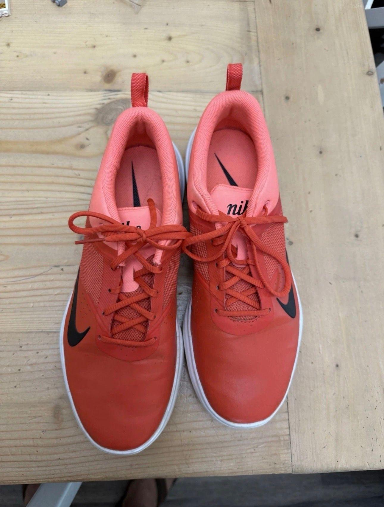 Women´s Shoe Nike 7 Orange Good Condition 8.0 Spikeless