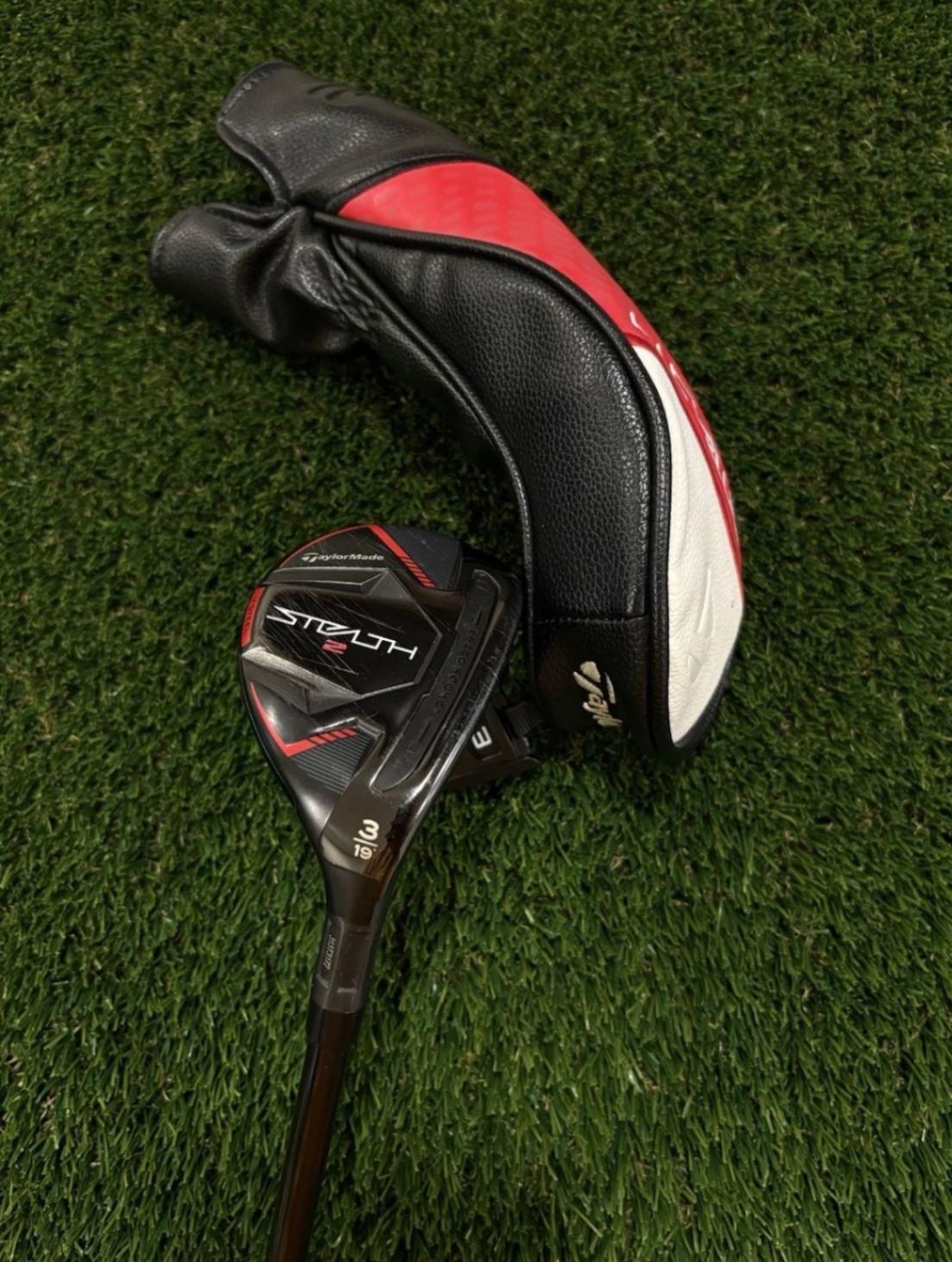 Hybrid TaylorMade STEALTH 2 Rescue 60-70g 3 Hybrid Above Average 9.0 Graphite Regular Right