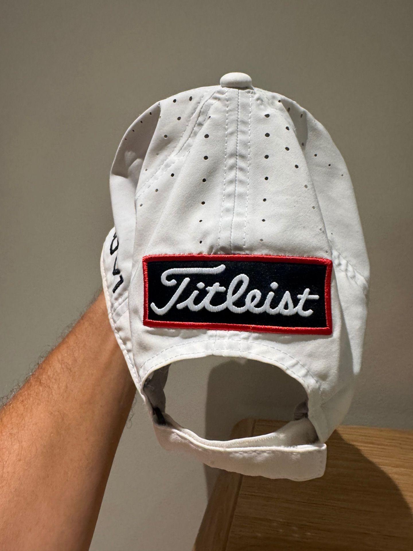 Hat Titleist White Used M/L