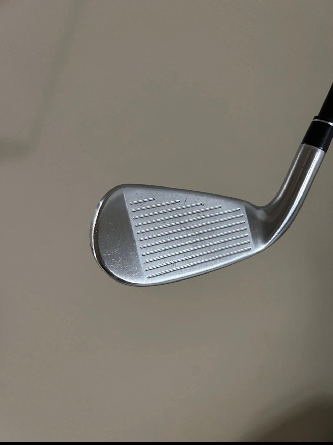 Utility Iron TaylorMade SIM DHY 60-70g Above Average 9.0 Graphite Regular Right Men