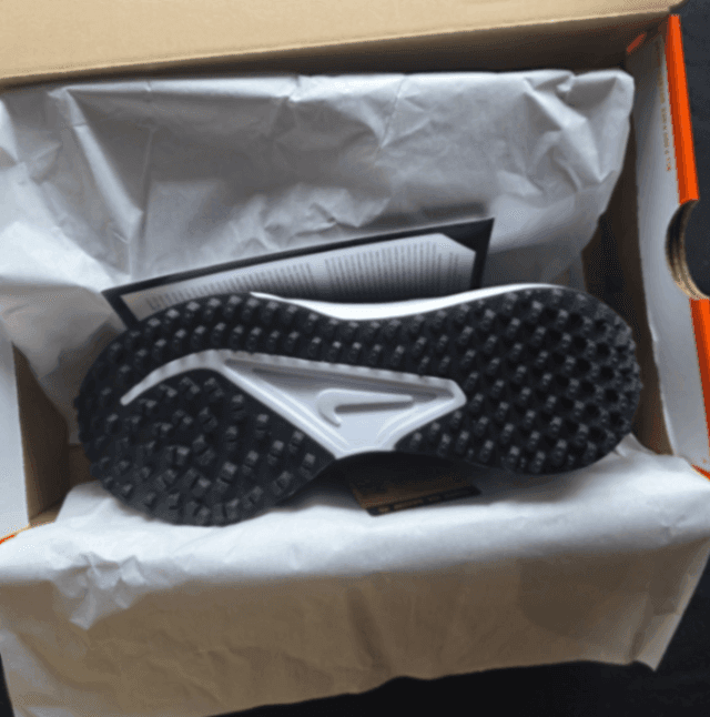 Men´s Shoe Nike 6,5 Black New with Tags