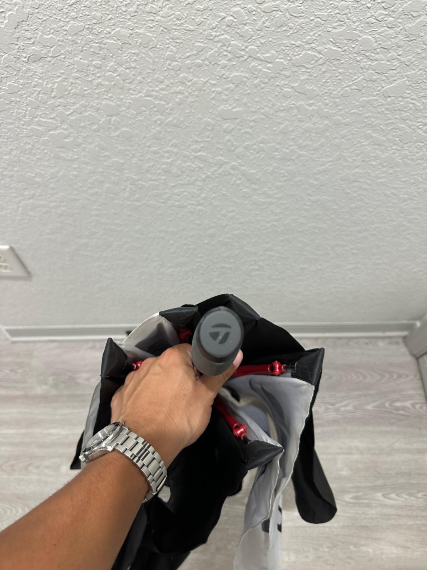 Umbrella Taylormade Black Used