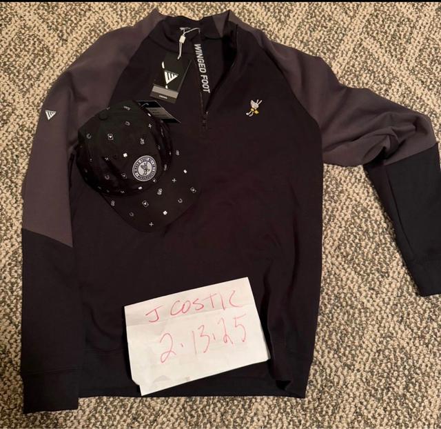 Men´s Appare Level Wear Men´s Golf Sweater M Black New with Tags