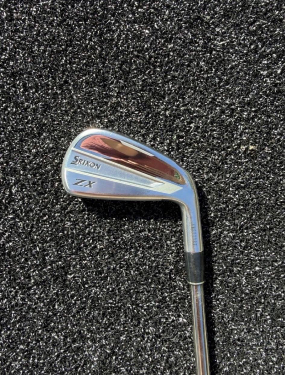 Utility Iron Srixon ZX Utility Graphite Extra Stiff Right Men Above Average 9.0