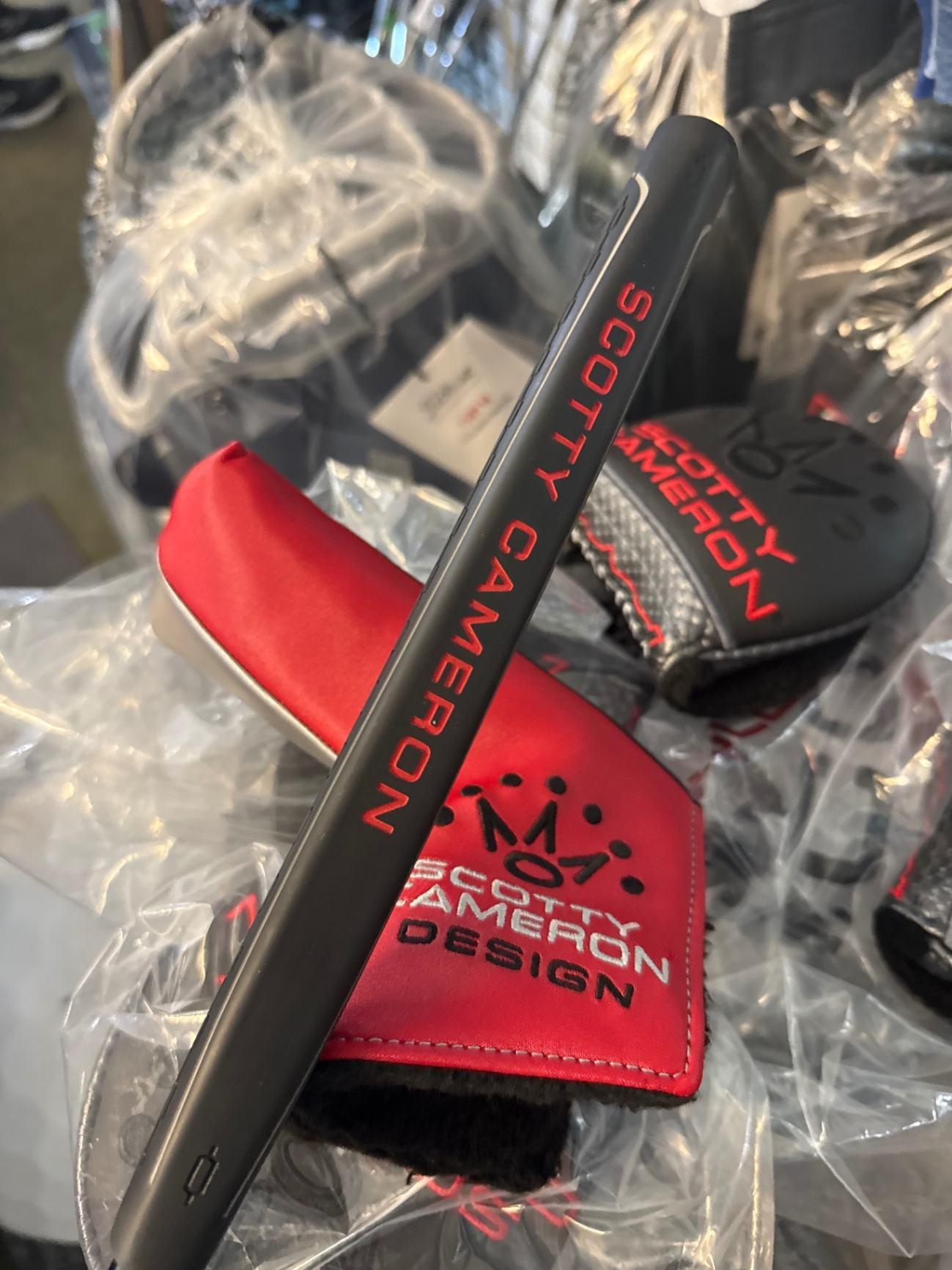 Putter Scotty Cameron STUDIOSTYLESantaFe 35 Blade Brand New 10.0 Steel Right Men