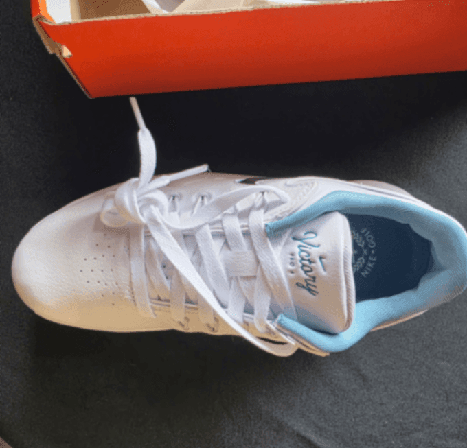 Men´s Shoe Nike 9 White Spiked New with Tags