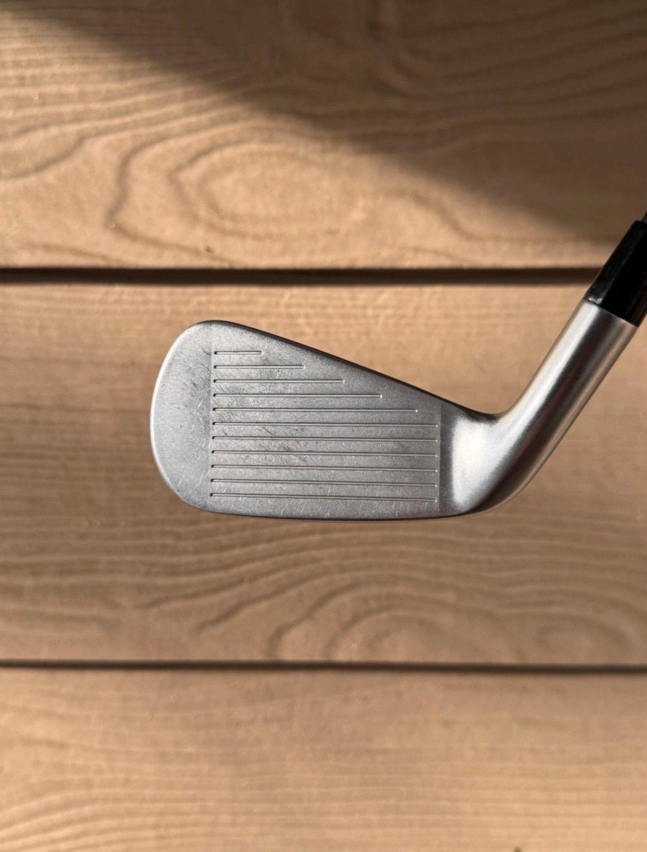 Utility Iron Callaway Apex UT 24 80-90g Above Average 9.0 Graphite Stiff Right Men