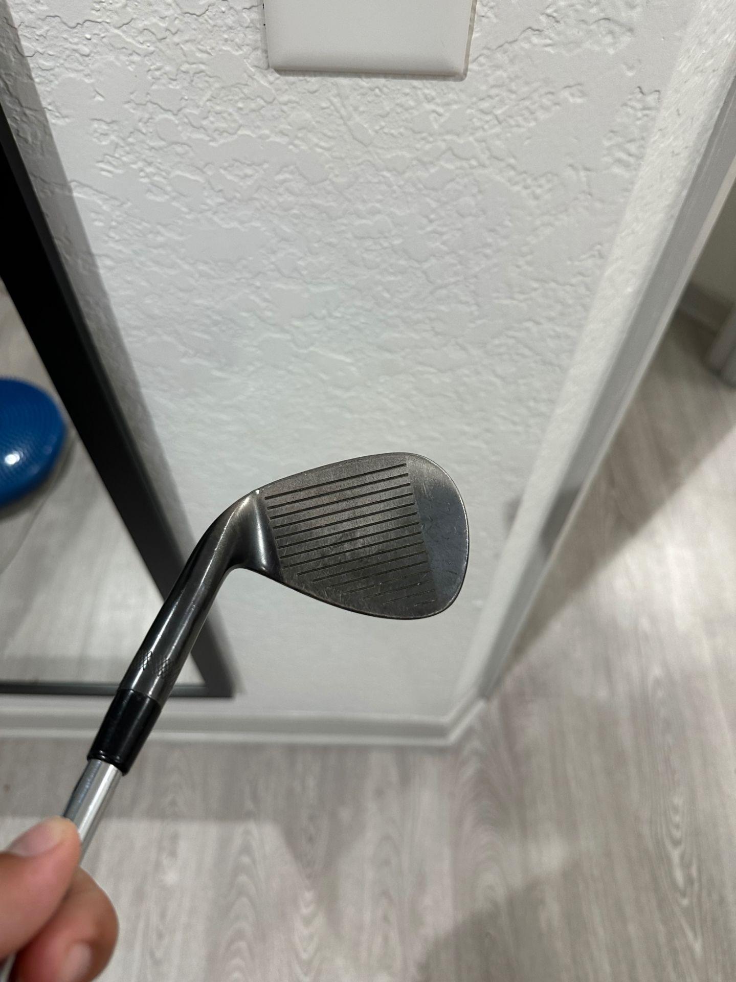 Wedge Bettinardi HLX 3.0 Black Smoke 110-120g 52° Average 8.0 Steel Stiff Right Men