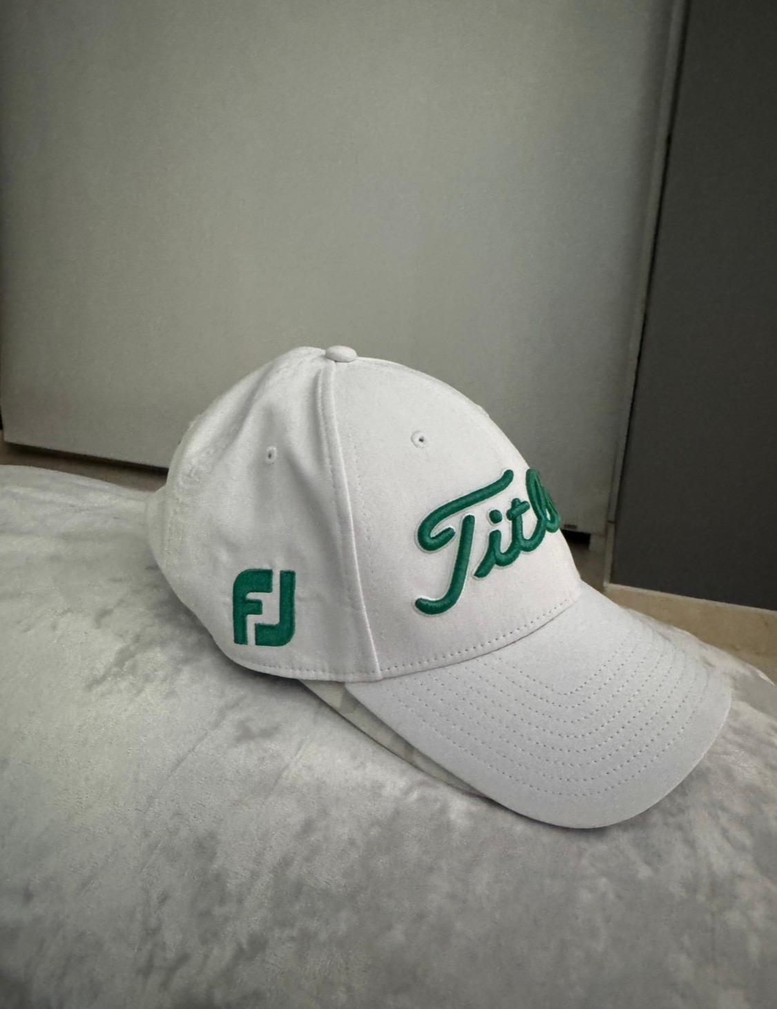Hat Titleist White Used M/L