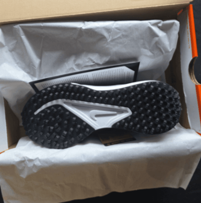 Men´s Shoe Nike 9 Black New with Tags
